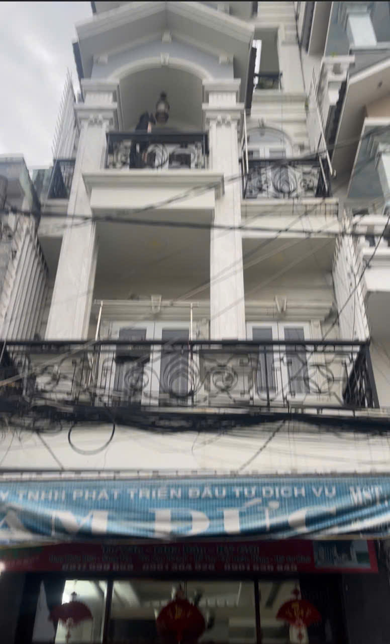 Bán nhà đường trần thị trọng giá 8 tỷ 500 ngang 4 x 15